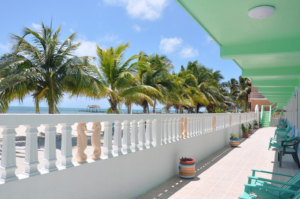 Rainbow Hotel Caye Caulker Exterior foto