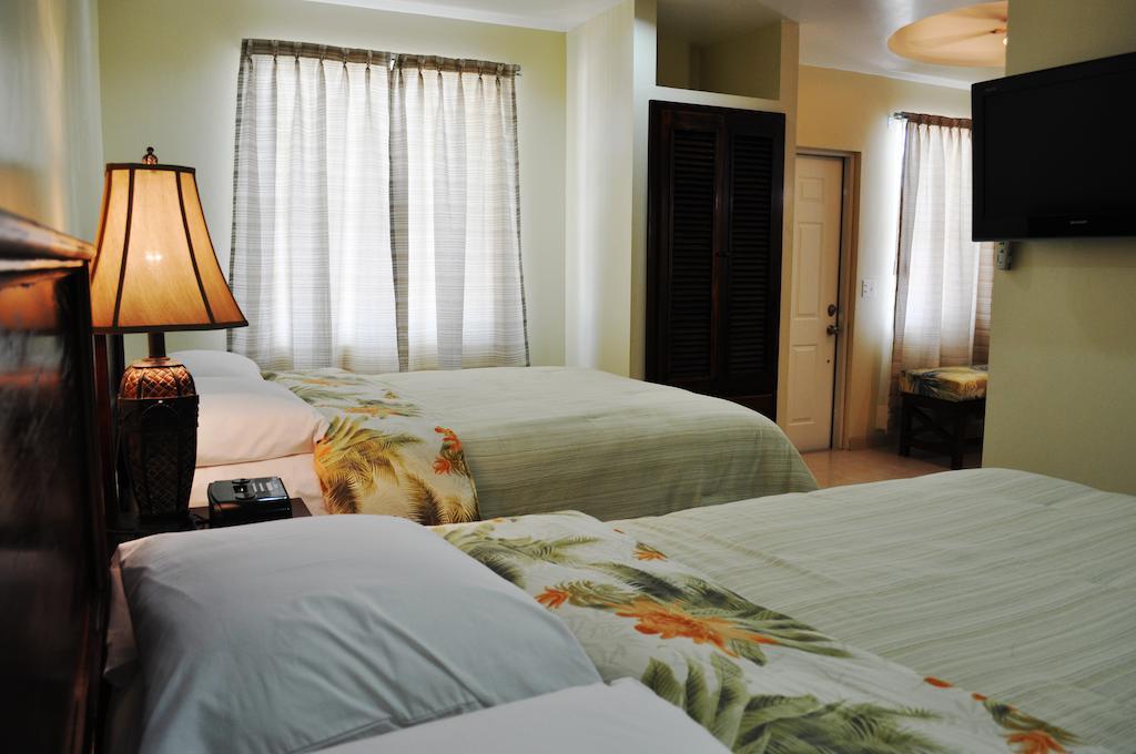 Rainbow Hotel Caye Caulker Zimmer foto